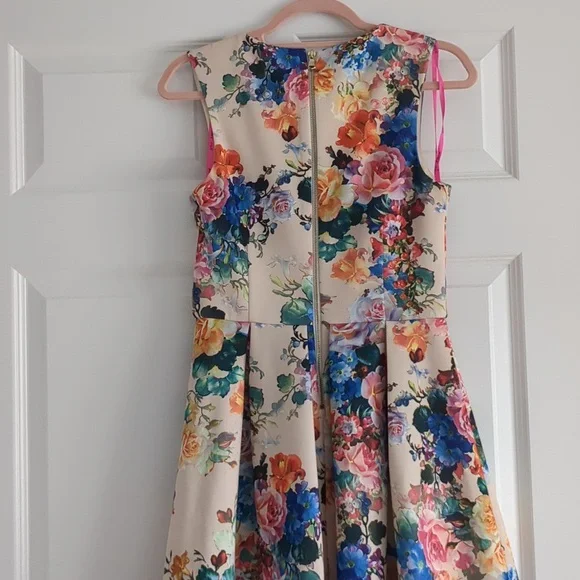 Betsey Johnson dress - Picture 4 of 4